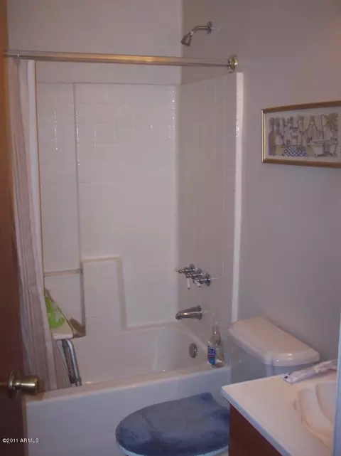 3025 E Yale St, Phoenix, AZ 85008 photo 4