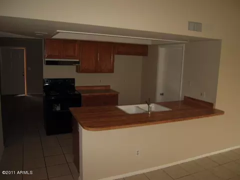 4031 E Zia St, Phoenix, AZ 85044 photo 4