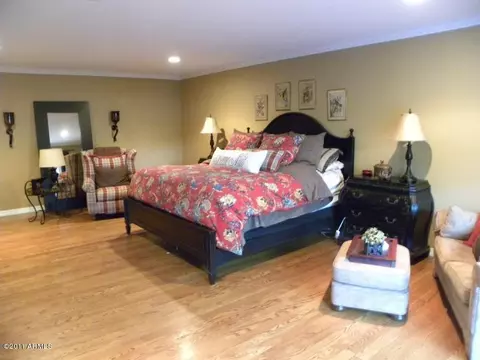 815 E Circle Rd, Phoenix, AZ 85020 photo 17