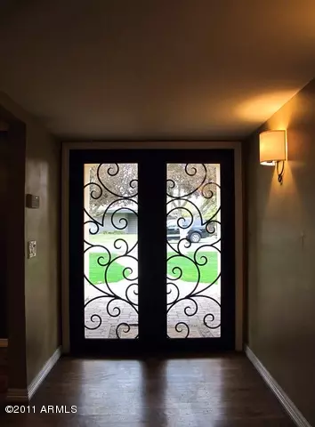 815 E Circle Rd, Phoenix, AZ 85020 photo 4
