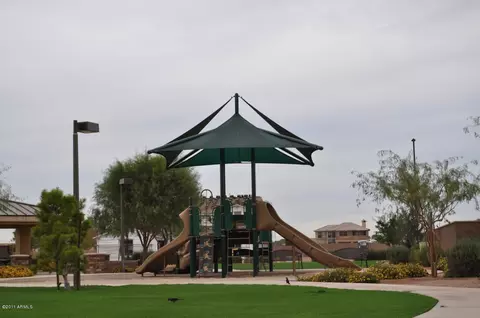 2749 E Rakestraw Ln, Gilbert, AZ 85298 photo 9