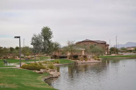 2749 E Rakestraw Ln, Gilbert, AZ 85298 photo 6