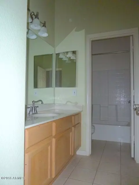 91 E Smoke Tree Rd, Gilbert, AZ 85296 photo 6