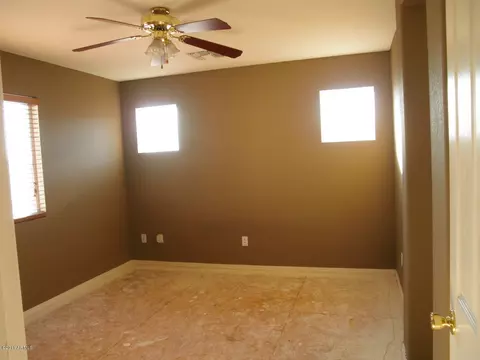 1521 E Sonrisas St, Phoenix, AZ 85040 photo 9