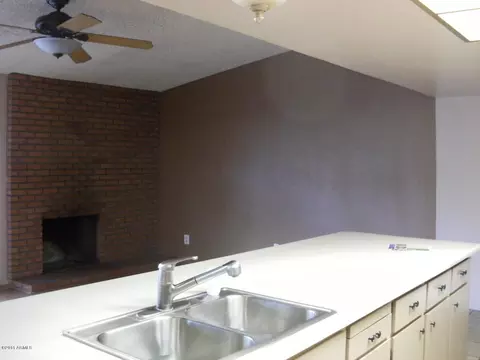 4226 E Zia St, Phoenix, AZ 85044 photo 5
