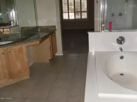 4504 E Williams Dr, Phoenix, AZ 85050 photo 6