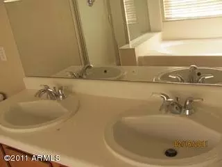 2479 E Jasper Dr, Gilbert, AZ 85296 photo 14