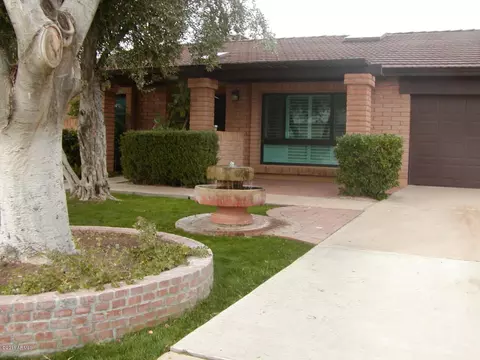 2258 E Becker Ln, Phoenix, AZ 85028 photo 2