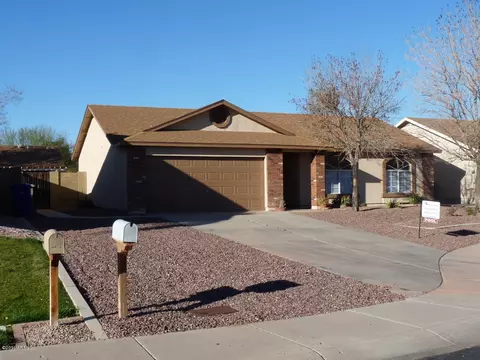 2092 E Stottler Ct, Gilbert, AZ 85296 photo 2