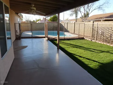 2092 E Stottler Ct, Gilbert, AZ 85296 photo 5