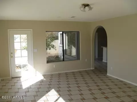 8035 E Colby St, Mesa, AZ 85207 photo 4