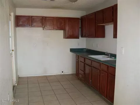 1017 E Roosevelt St, Phoenix, AZ 85006 photo 2