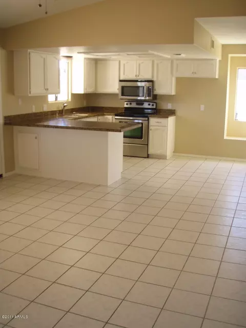 3045 E Diamond Ave, Mesa, AZ 85204 photo 5
