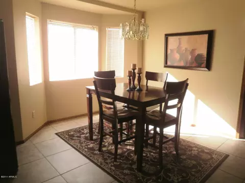 5717 Evergreen St, Mesa, AZ 85205 photo 3