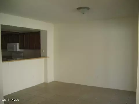 448 E Kerry Ln, Phoenix, AZ 85024 photo 5