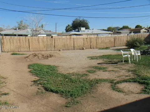 2812 W Echo Ln, Phoenix, AZ 85051 photo 6