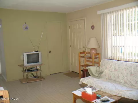 2812 W Echo Ln, Phoenix, AZ 85051 photo 5