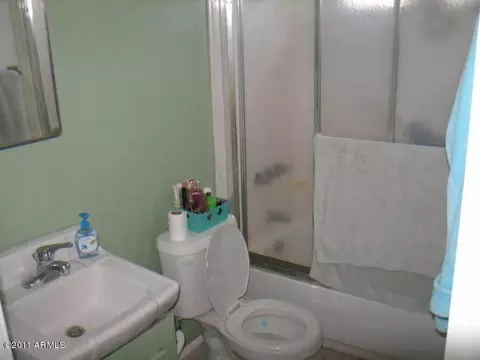 2812 W Echo Ln, Phoenix, AZ 85051 photo 4