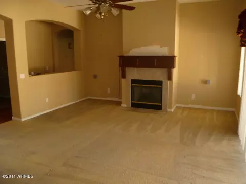 64 E Smoke Tree Rd, Gilbert, AZ 85296 photo 2
