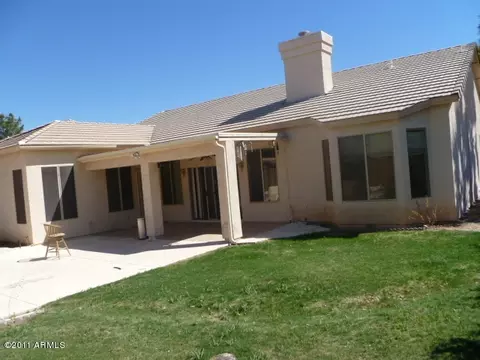 64 E Smoke Tree Rd, Gilbert, AZ 85296 photo 7