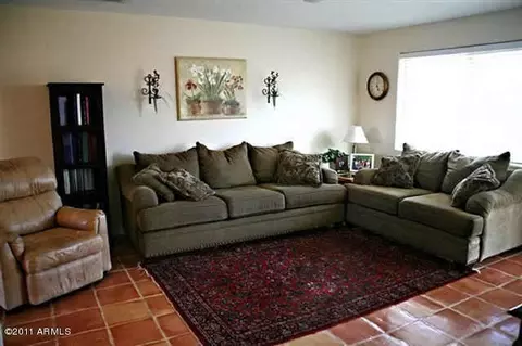 3740 Evans Dr, Phoenix, AZ 85032 photo 3
