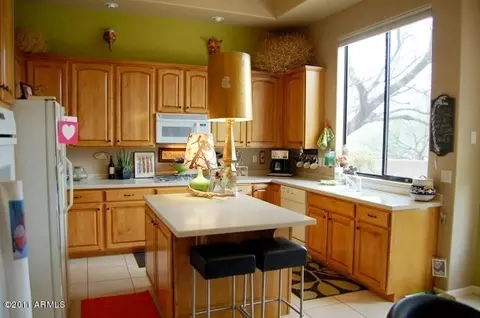 5214 E Herrera Dr, Phoenix, AZ 85054 photo 4