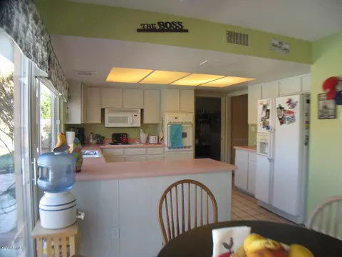 2738 E North Ln, Phoenix, AZ 85028 photo 9