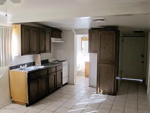 1232 E Winter Dr, Phoenix, AZ 85020 photo 3