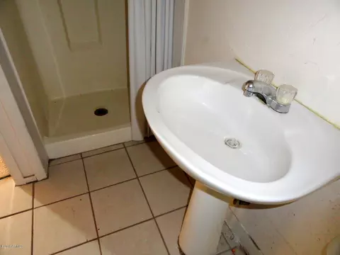 6413 W Mitchell Dr, Phoenix, AZ 85033 photo 5