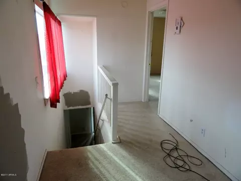 6413 W Mitchell Dr, Phoenix, AZ 85033 photo 3