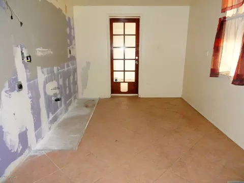 6413 W Mitchell Dr, Phoenix, AZ 85033 photo 21
