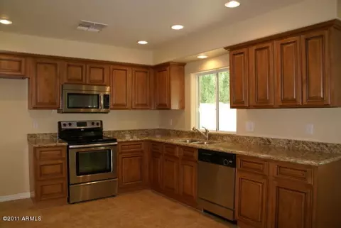 2045 E Carson Dr, Tempe, AZ 85282 photo 10
