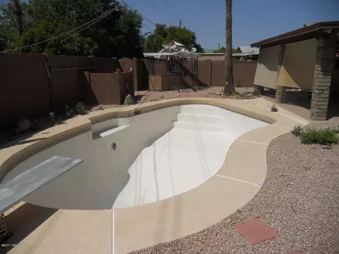 458 S Johnson St, Mesa, AZ 85202 photo 3
