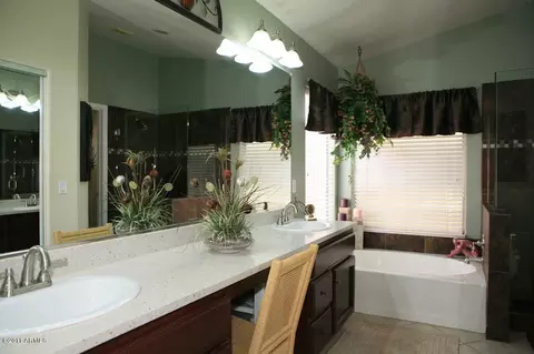 3602 E Kristal Way, Phoenix, AZ 85050 photo 12