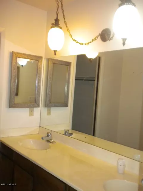 1102 S 70th St, Mesa, AZ 85208 photo 9