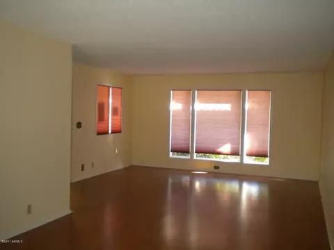 1102 S 70th St, Mesa, AZ 85208 photo 3