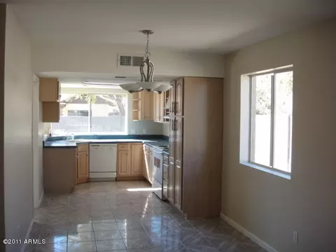 2233 El Moro Ave, Mesa, AZ 85204 photo 3