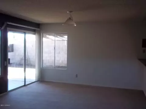 7047 S 43rd Way, Phoenix, AZ 85042 photo 8
