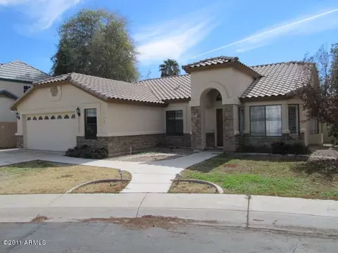 813 Encinas Ave, Gilbert, AZ 85234 photo 3