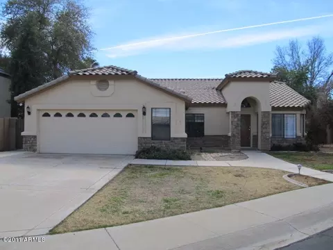 813 Encinas Ave, Gilbert, AZ 85234 photo 1