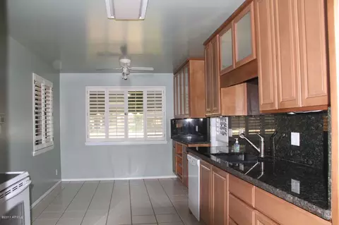3802 Elm St, Phoenix, AZ 85018 photo 4