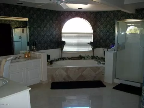 2620 E Arabian Dr, Gilbert, AZ 85296 photo 11