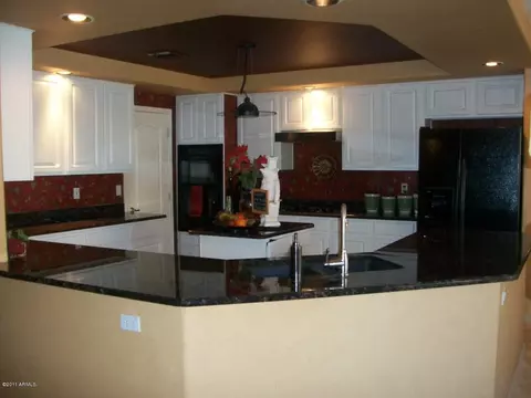 2620 E Arabian Dr, Gilbert, AZ 85296 photo 3