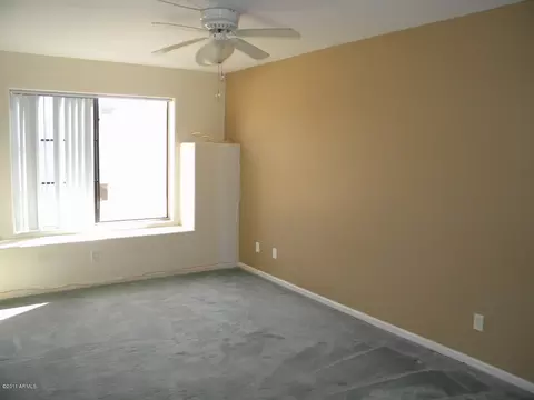 1025 E Highland Ave #42, Phoenix, AZ 85014 photo 9