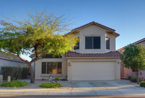 1027 E Monona Dr, Phoenix, AZ 85024 photo 1