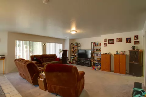 1027 E Monona Dr, Phoenix, AZ 85024 photo 9