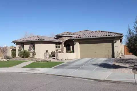 3352 E Virgil Dr, Gilbert, AZ 85298 photo 2