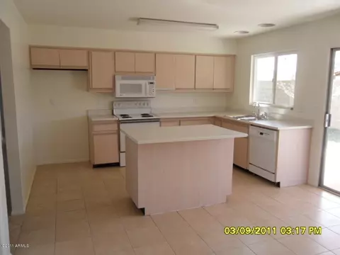 2328 E Kathleen Rd, Phoenix, AZ 85022 photo 2