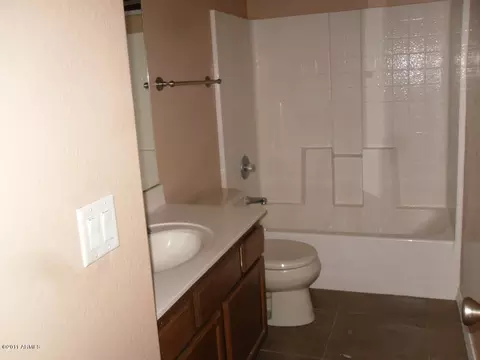 1310 E Branham Ln, Phoenix, AZ 85042 photo 15