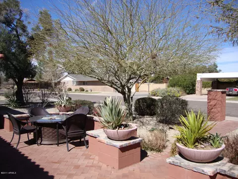 4923 E Pinchot Ave, Phoenix, AZ 85018 photo 1